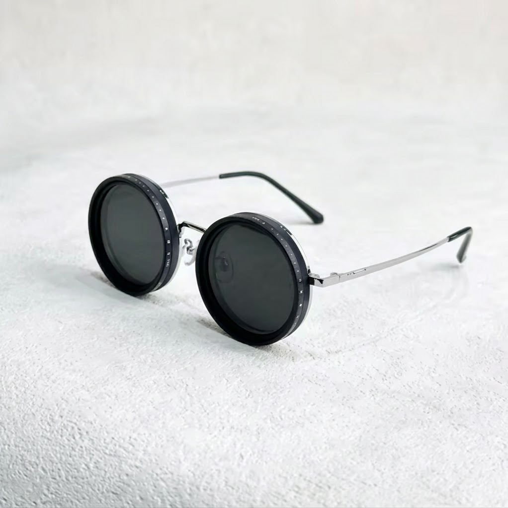 Black Lens Sunglasses 9-Gear Adjustable ND Filter