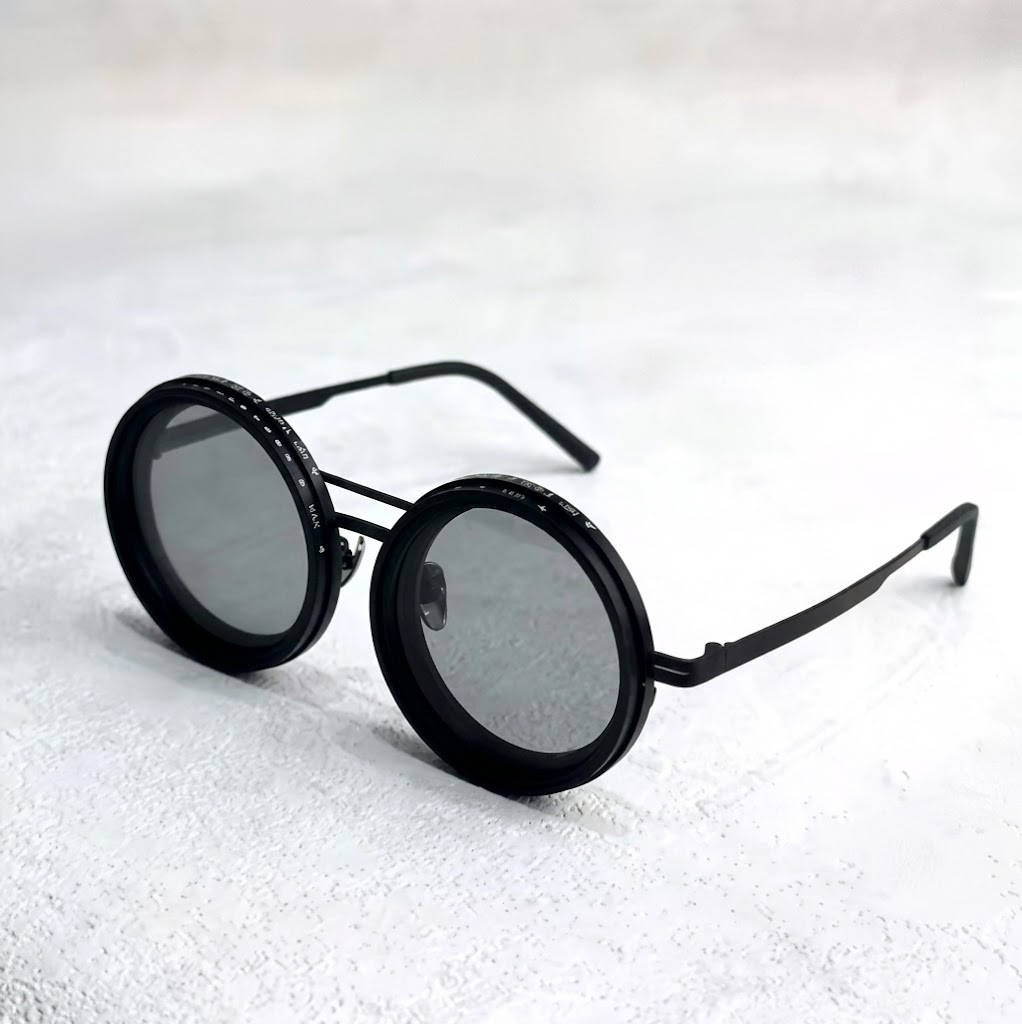 Black Lens Sunglasses 9-Gear Adjustable ND Filter