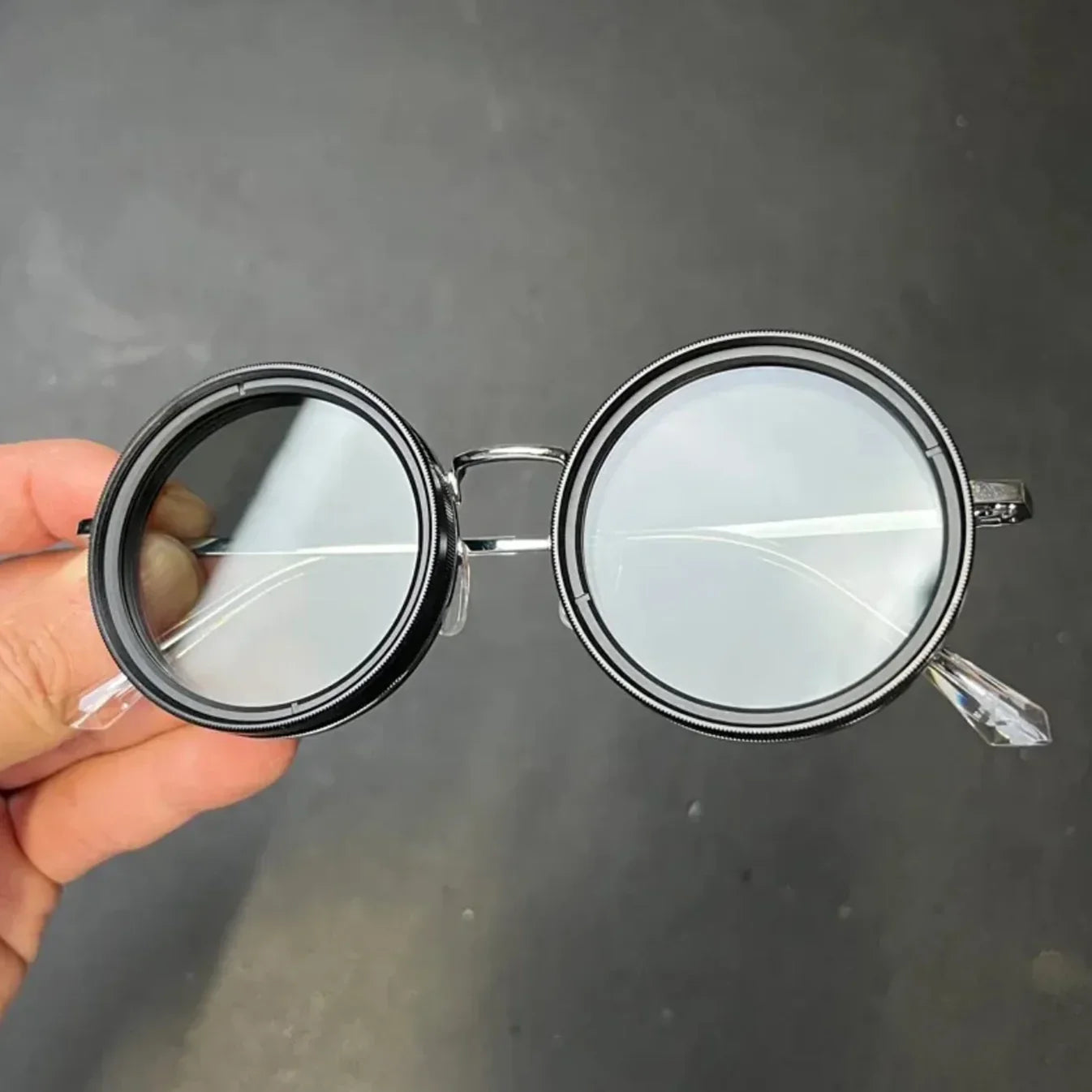 Black Lens Sunglasses 9-Gear Adjustable ND Filter